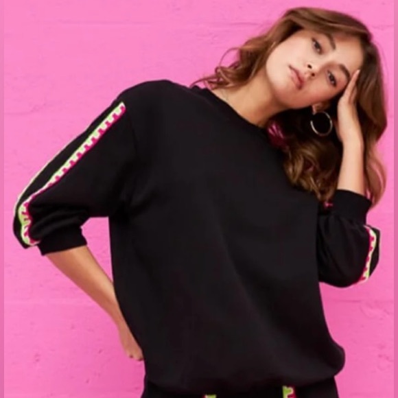 Pitusa Tops - PITUSA Black‎ Cropped Sleeve Sweatshirt – Size Medium